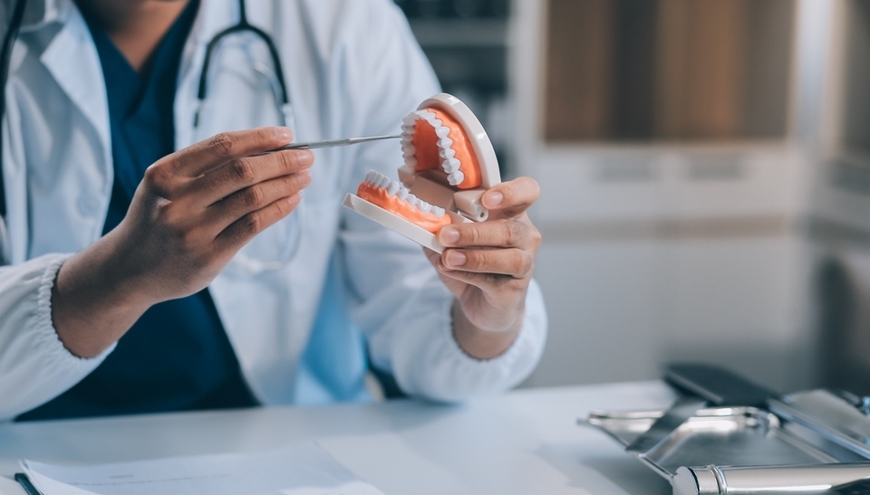 traditional dentures near you